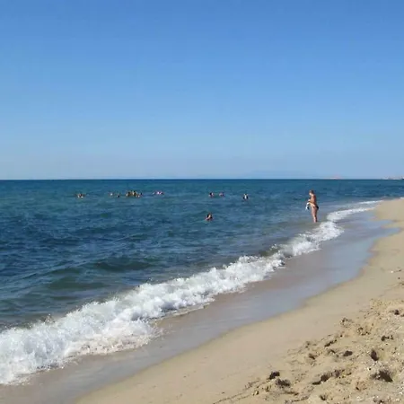 Casa vacanze Trilocale Nuovo 50 Metri Spiaggia!